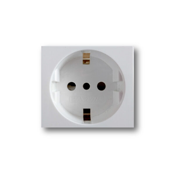 P5303 European socket with safety door 16 A